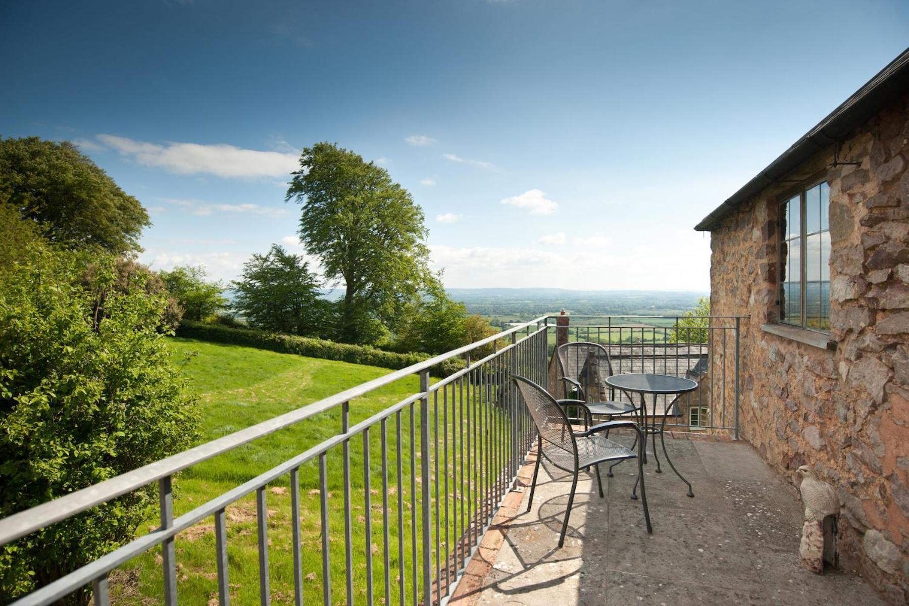 Tilbury Shepherd Huts With Hot Tubs Plus Holiday Cottages West Bagborough Exteriér fotografie